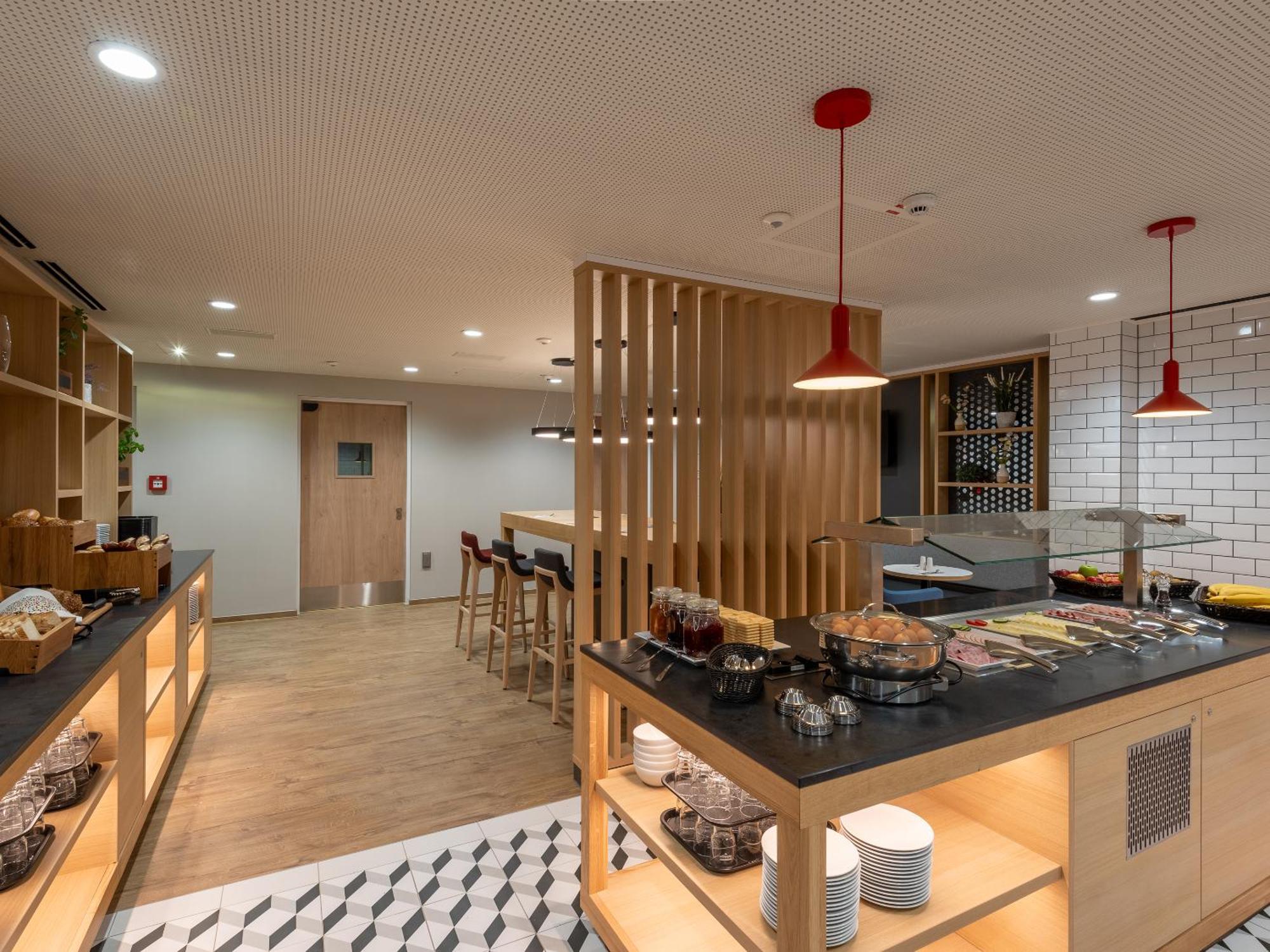 Holiday Inn Express - Hamburg South A7-As42 By Ihg Egestorf Extérieur photo