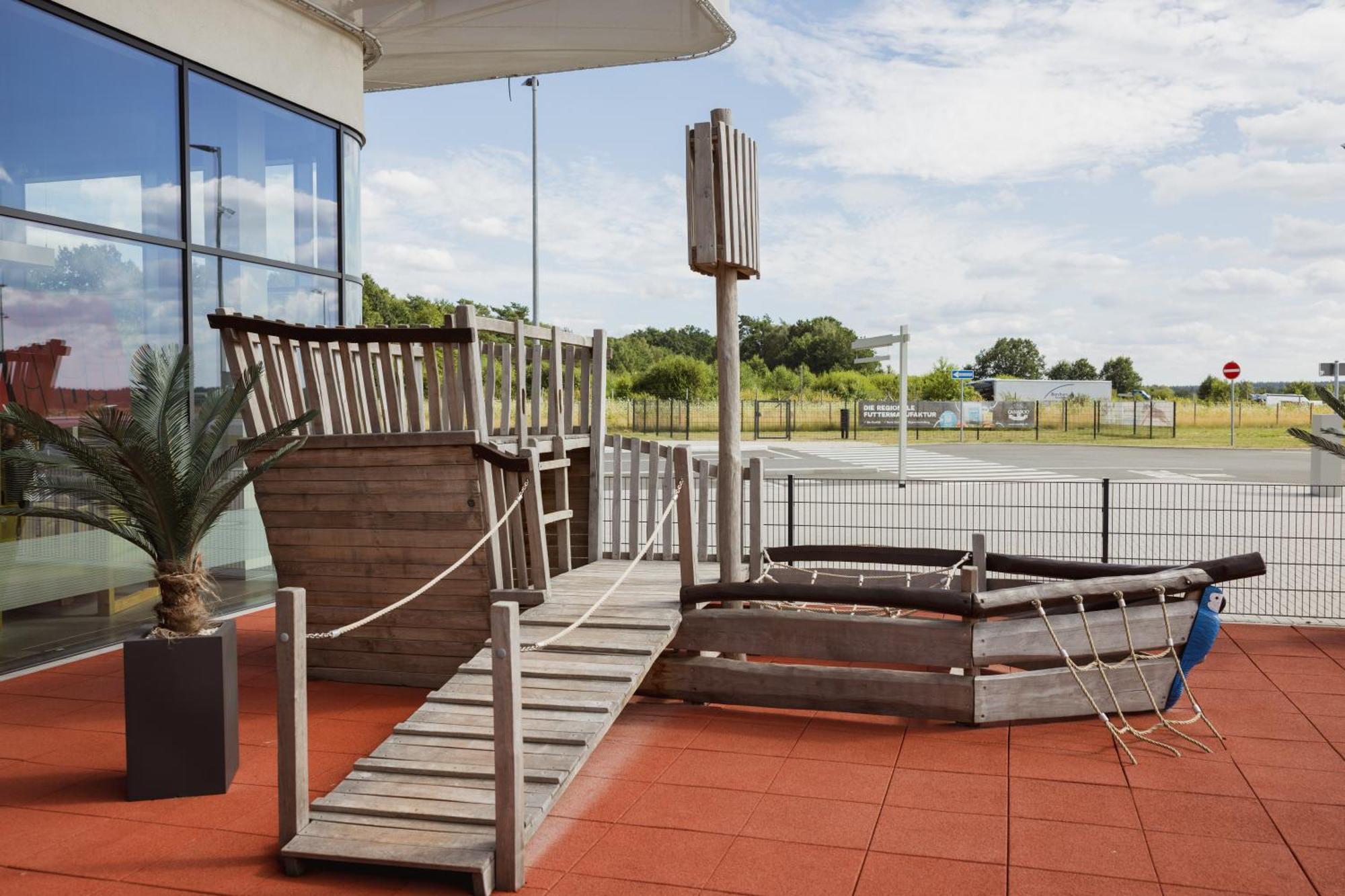 Holiday Inn Express - Hamburg South A7-As42 By Ihg Egestorf Extérieur photo