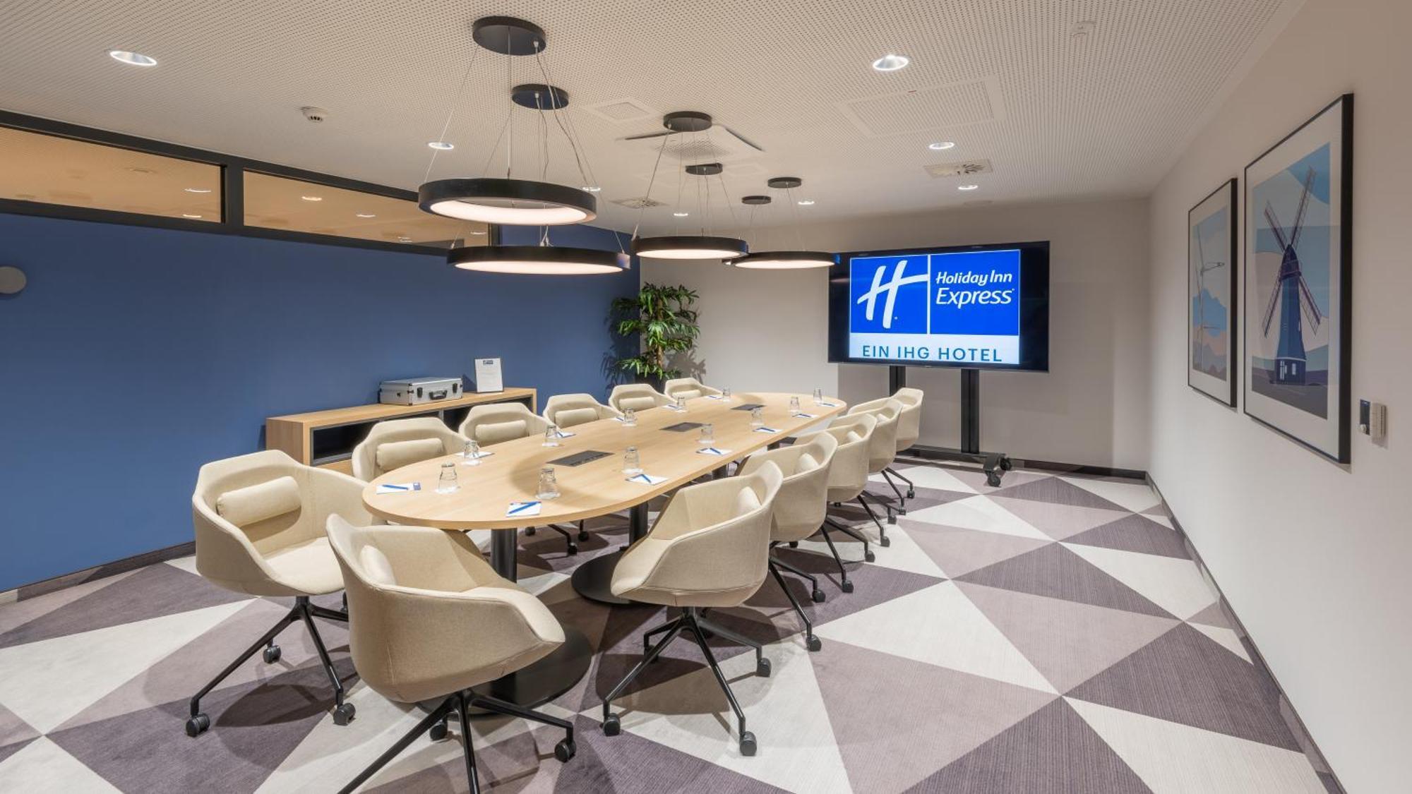 Holiday Inn Express - Hamburg South A7-As42 By Ihg Egestorf Extérieur photo